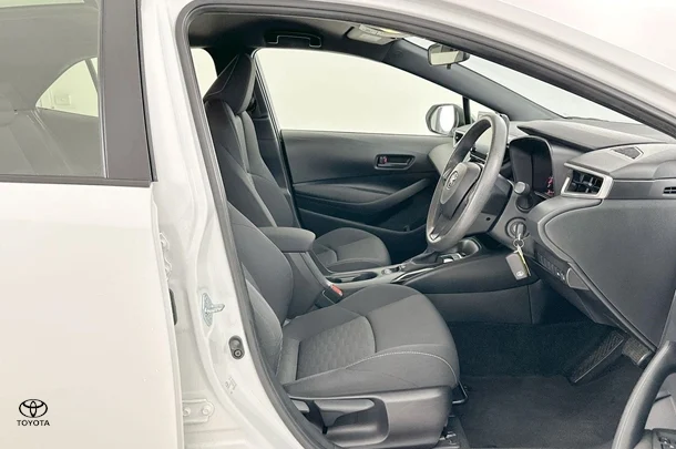 2022 Toyota Corolla Ascent Sport image 13