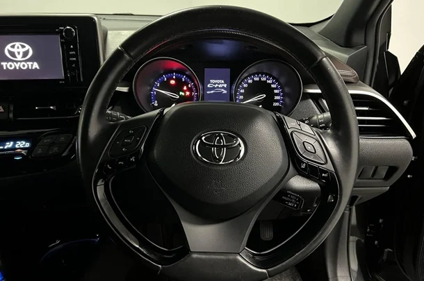2017 Toyota C-HR Koba 2WD image 17