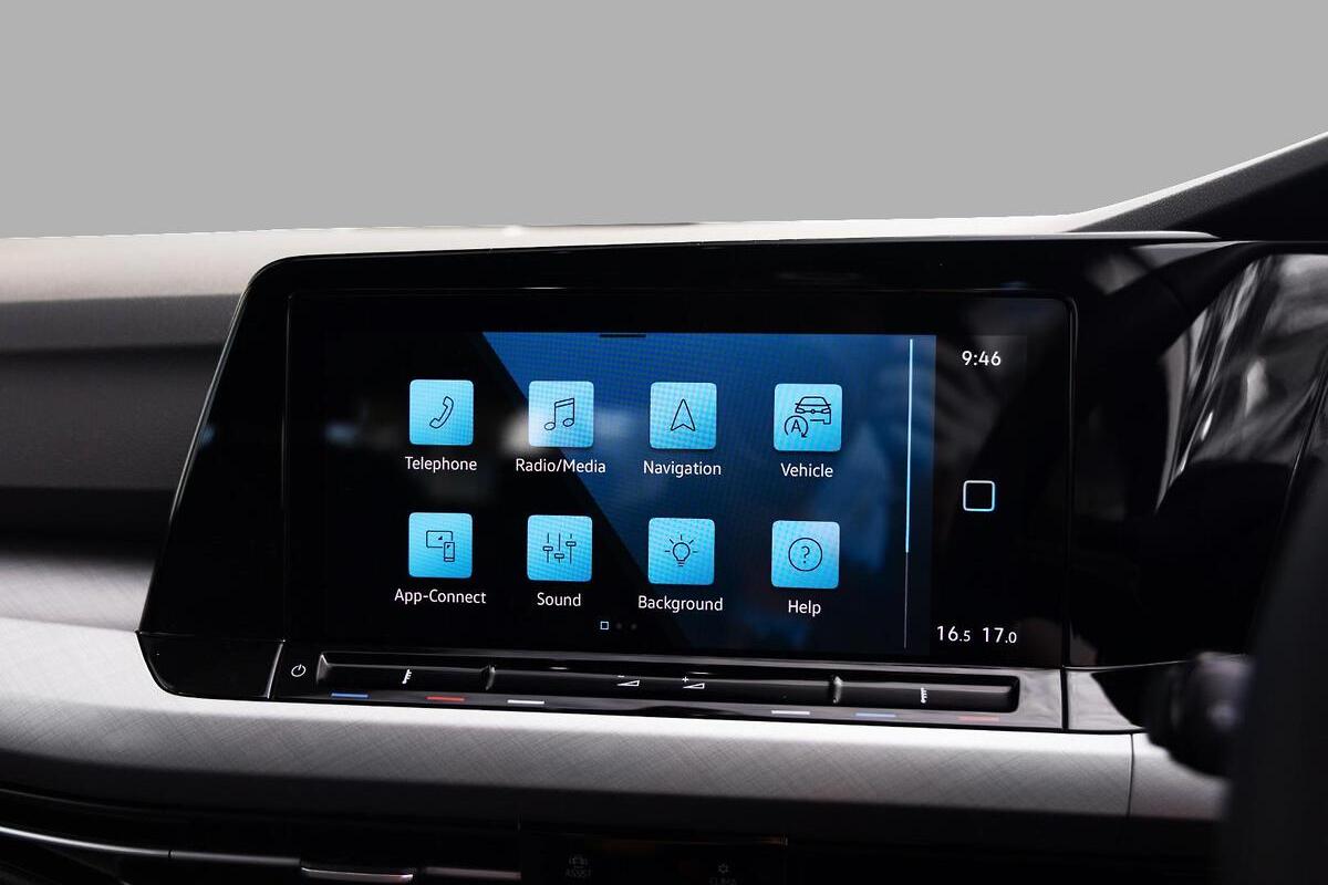 2024 Volkswagen Golf 110TSI Life 8 Auto MY24 image 12