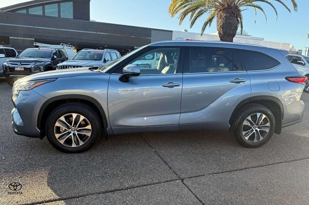 2022 Toyota Kluger Hybrid GXL AWD image 6