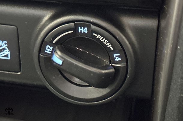2021 Toyota Fortuner GXL image 30