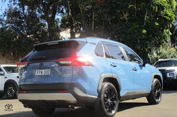 2025 Toyota Rav4 Hybrid Cruiser 2WD image 7