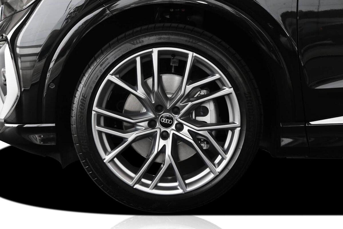 2025 Audi Q4 e-tron 55 Auto e-quattro MY25 image 22