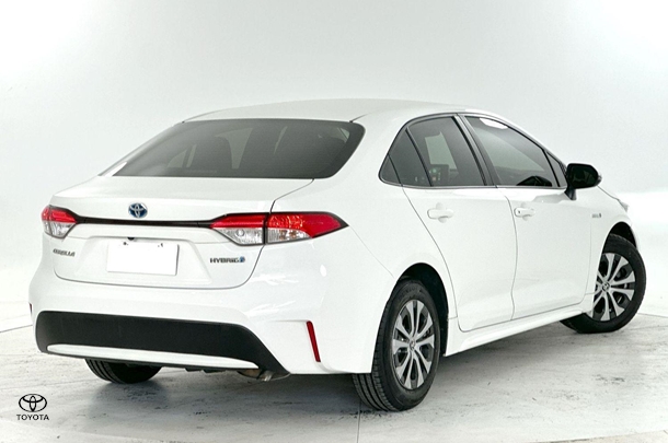2020 Toyota Corolla Sedan Hybrid Ascent Sport image 9