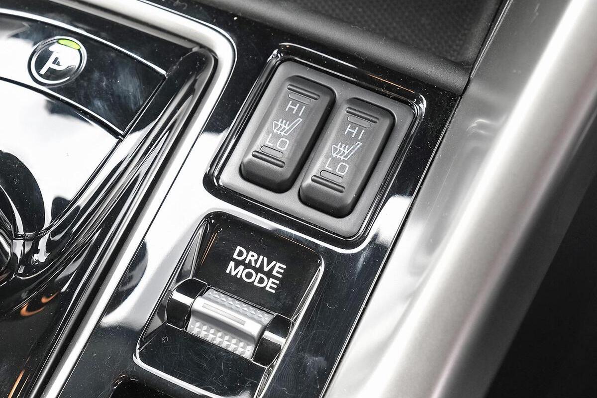 2025 Mitsubishi Eclipse Cross PHEV Aspire YB Auto AWD MY24 image 20