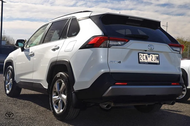 2021 Toyota RAV4 GXL-2WD image 11