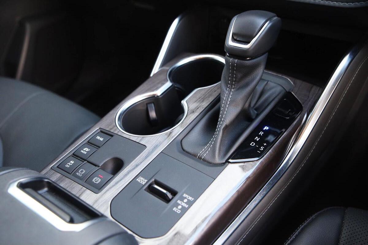 2024 Toyota Kluger Grande Auto eFour image 15