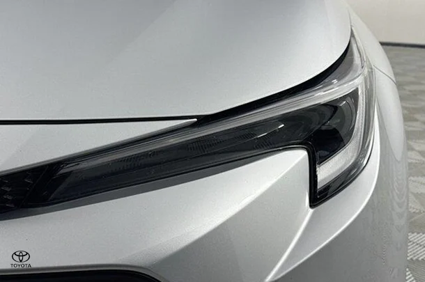 2023 Toyota Corolla Sedan Hybrid Ascent Sport image 3