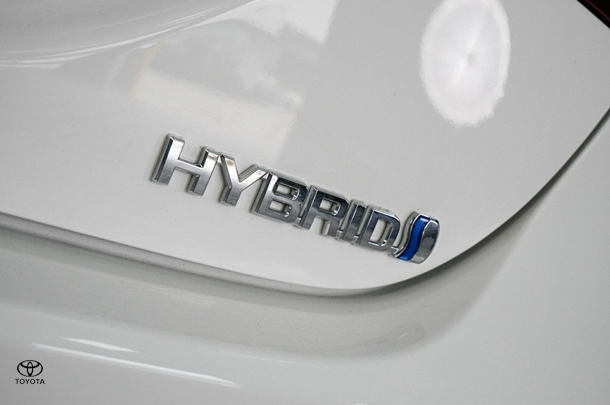 2024 Toyota Camry Hybrid Ascent image 23