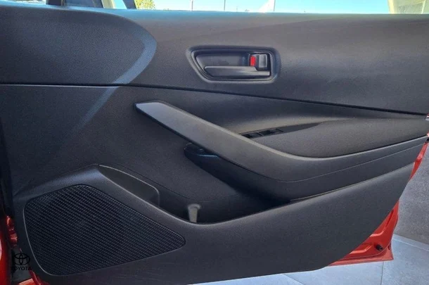 2019 Toyota Corolla Ascent Sport image 16