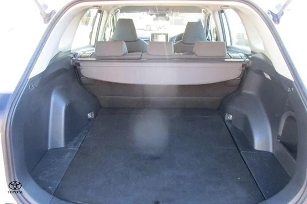 2019 Toyota Rav4 Hybrid GX AWD image 17
