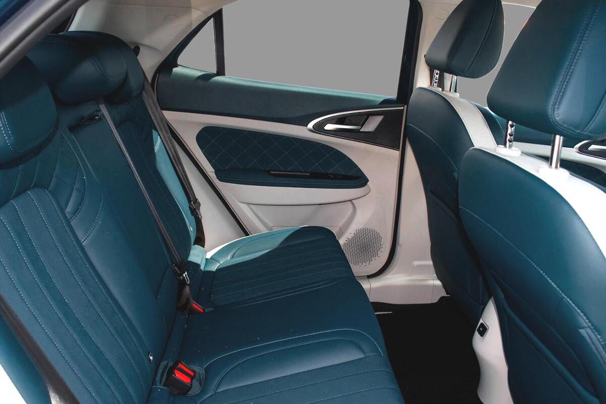 2024 GWM Ora Standard Range Auto image 10