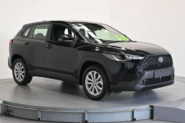 2023 Toyota Corolla Cross Petrol GX image 3