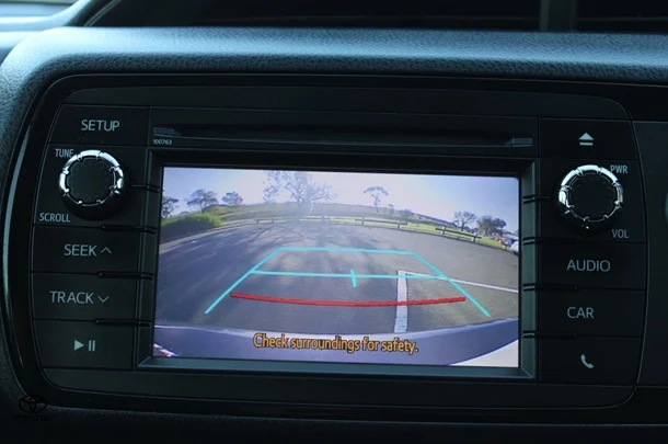 2019 Toyota Yaris Ascent image 4