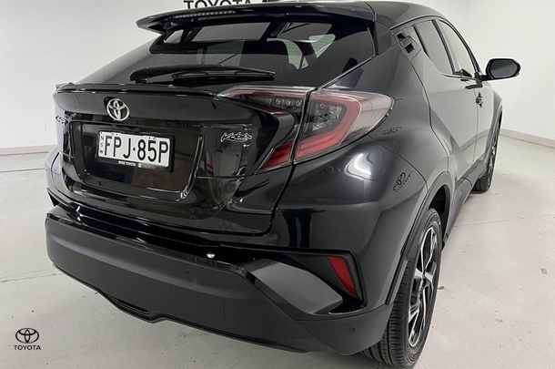 2017 Toyota C-HR Koba 2WD image 10
