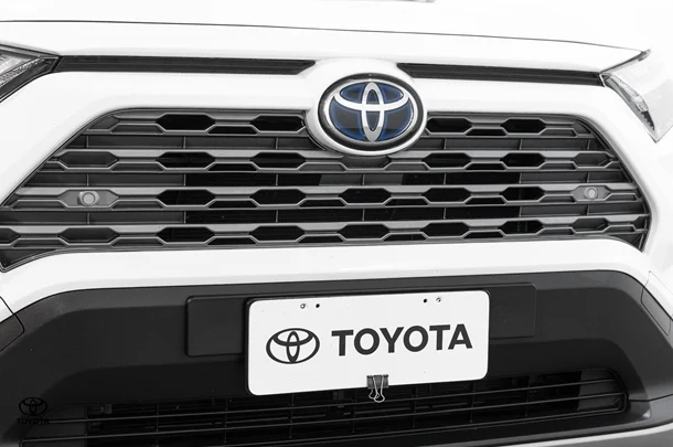 2021 Toyota RAV4 Hybrid GXL-2WD image 12