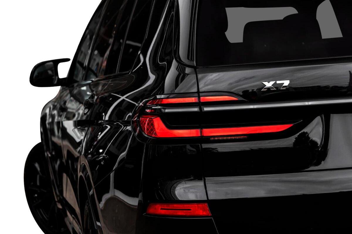2025 BMW X7 M60i G07 LCI Auto 4x4 image 4