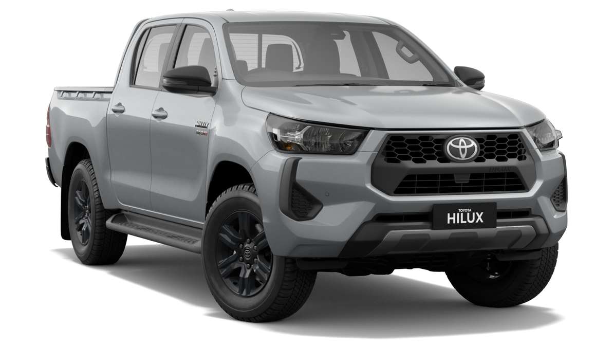 2024 Toyota Hilux 4x4 SR 48V Diesel Double-Cab Pick-Up image 1