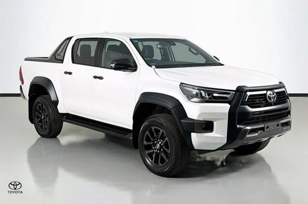 2022 Toyota Hilux Rogue image 1