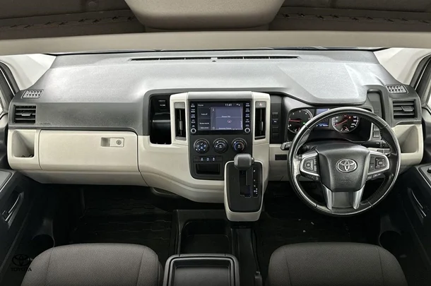 2022 Toyota Hiace SLWB image 2