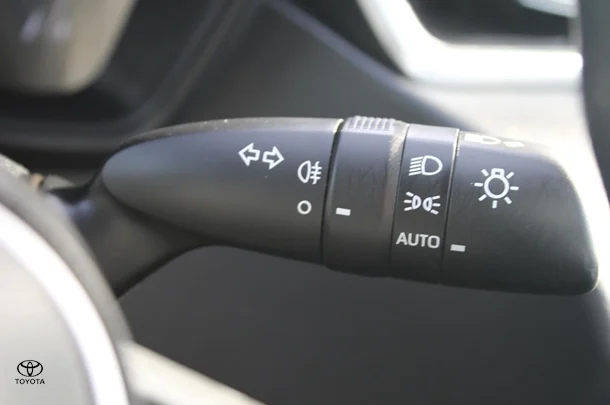 2024 Toyota Corolla Hatch Hybrid Ascent Sport image 29