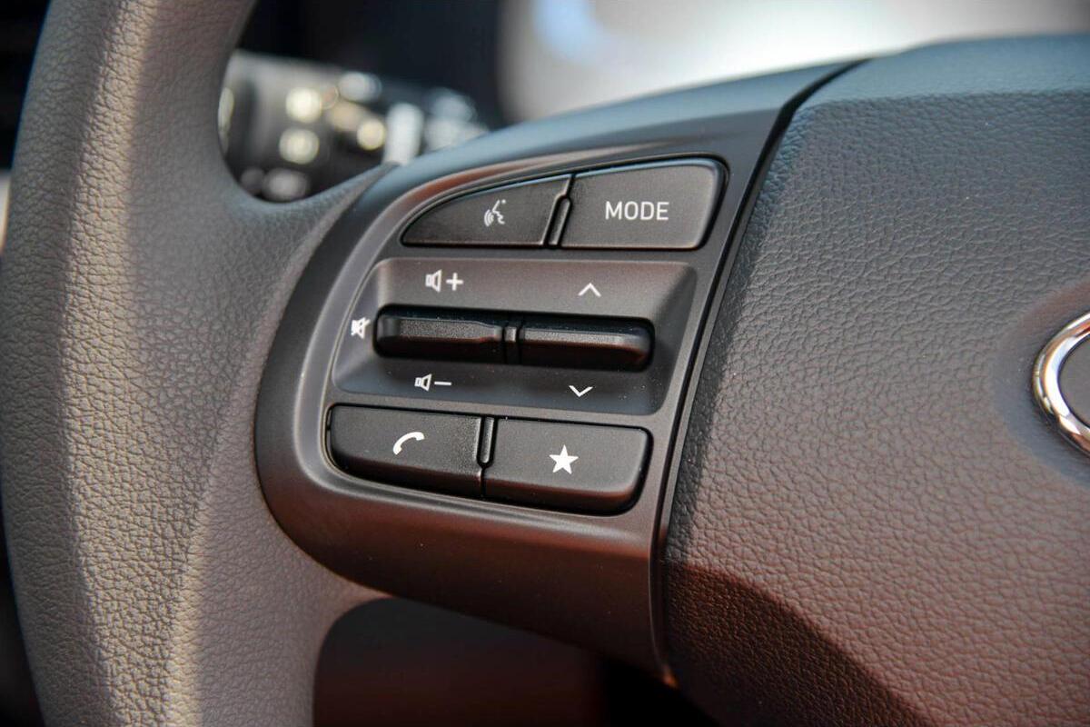 2025 Hyundai Venue Manual MY25 image 15