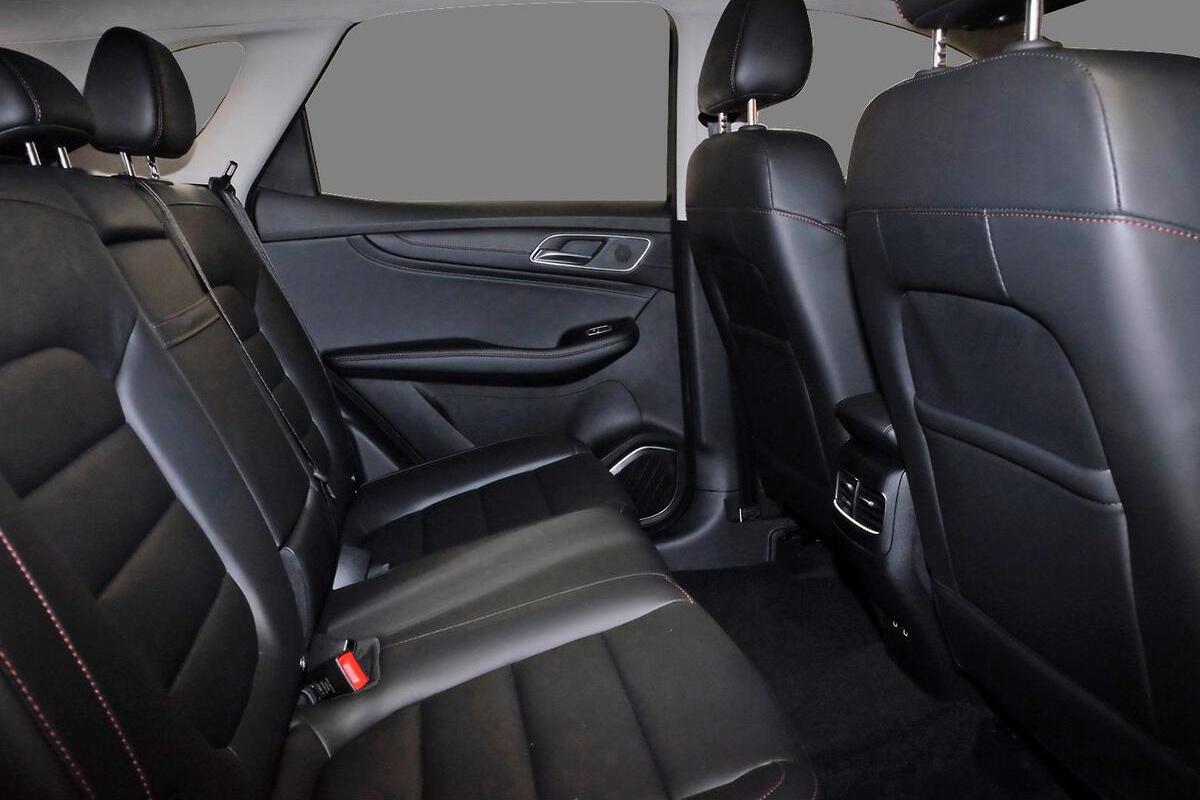 2024 MG HS Vibe Auto FWD MY24 image 8