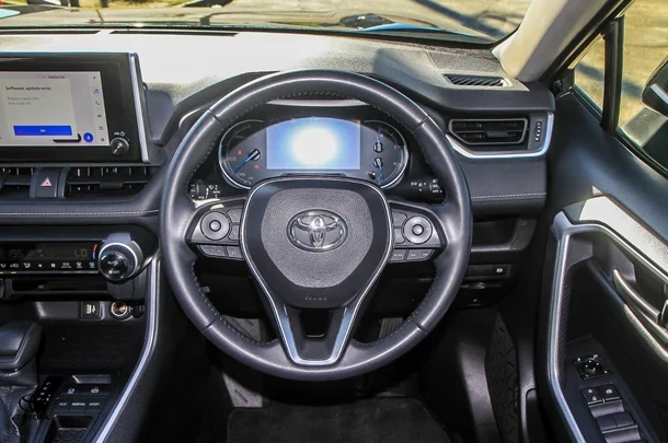 2023 Toyota Rav4 Hybrid GX image 8
