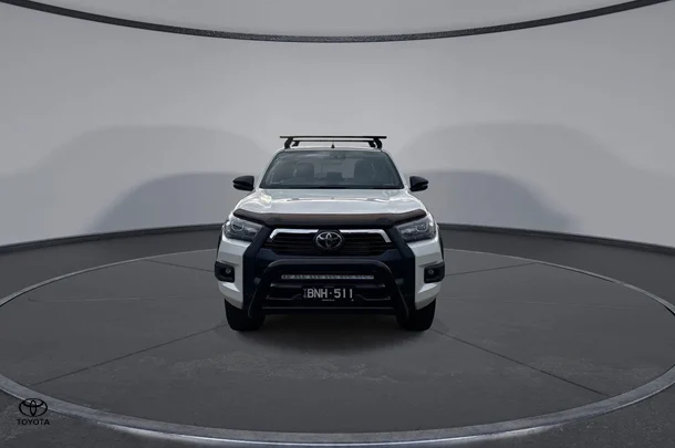 2020 Toyota HILUX Rogue image 3