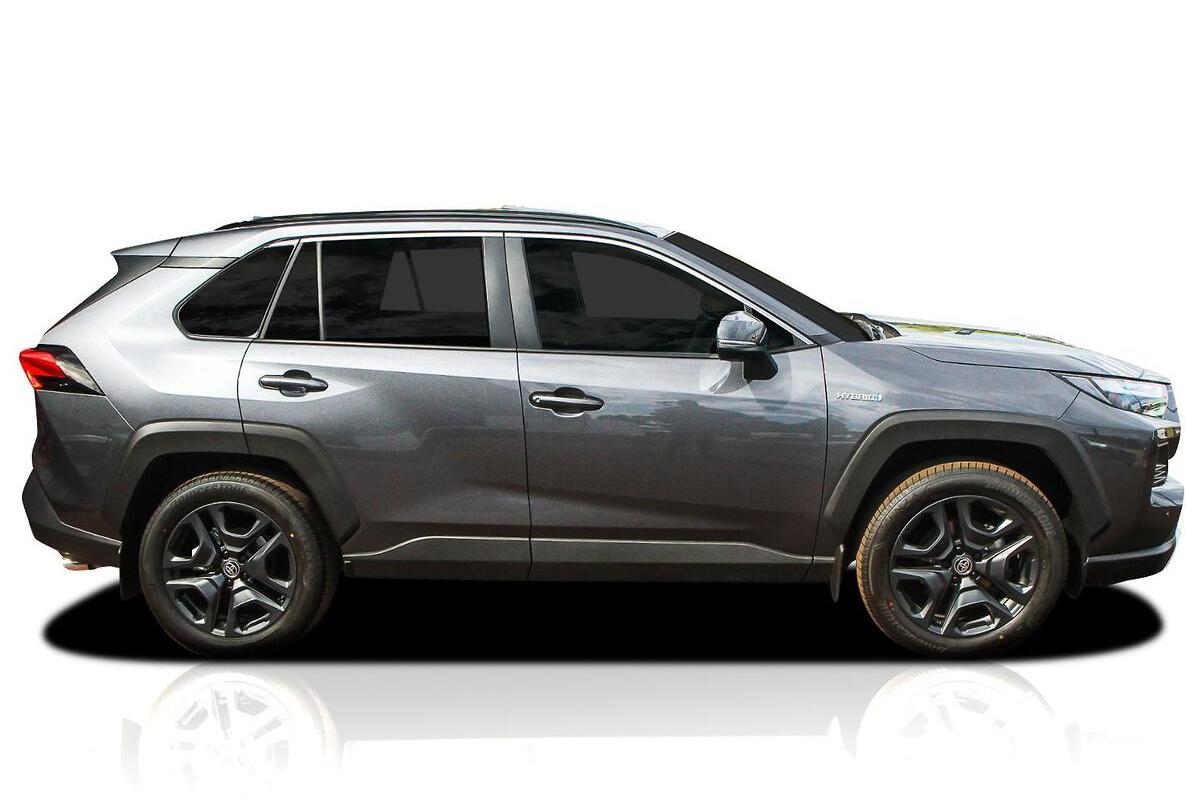 2025 Toyota RAV4 Edge Auto eFour image 5