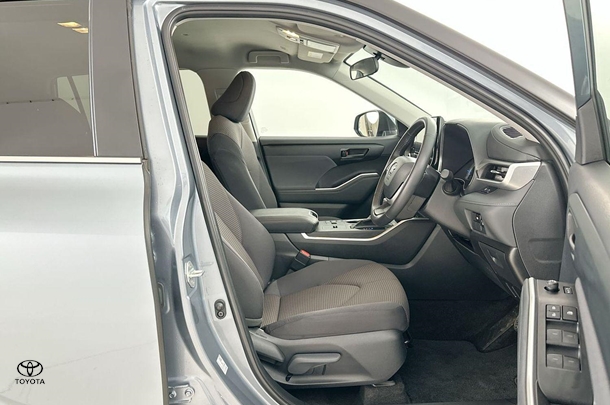 2024 Toyota Kluger Hybrid GX AWD image 14