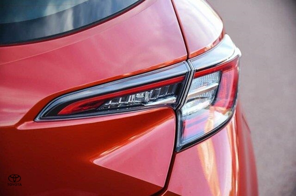 2018 Toyota COROLLA Ascent Sport image 15