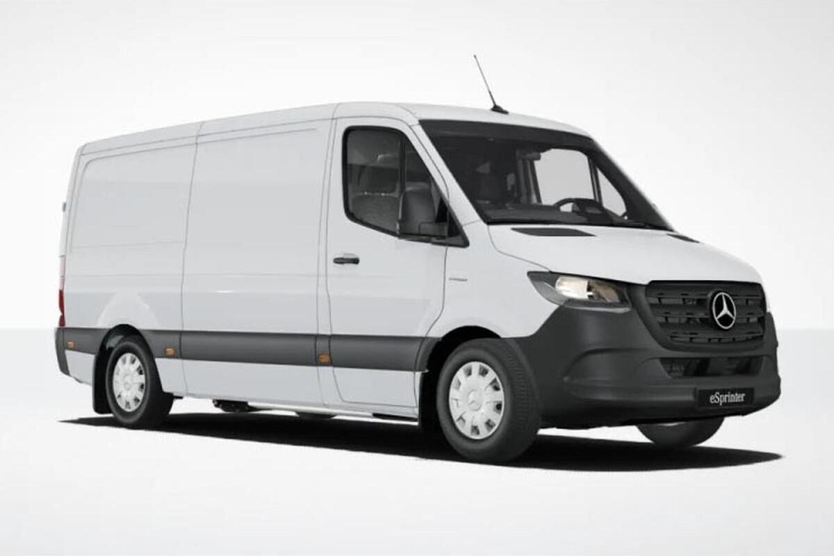 2025 Mercedes-Benz eSprinter 420 Medium Wheelbase Auto image 1