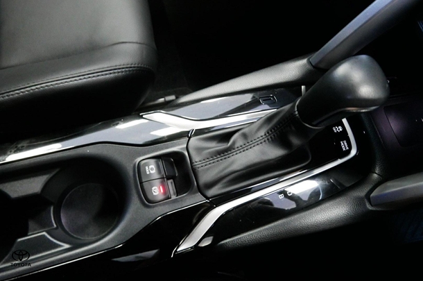 2023 Toyota Corolla Cross HV Atmos image 16