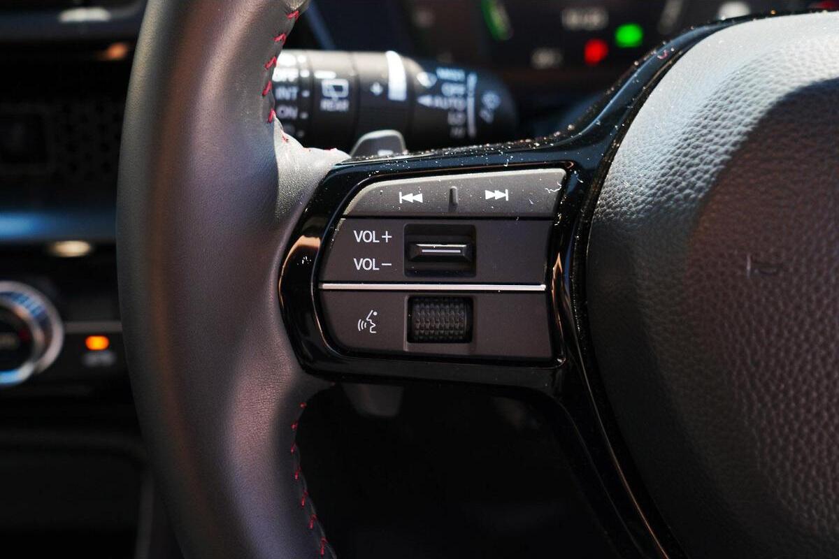 2025 Honda CR-V e:HEV RS Auto FWD MY25 image 16