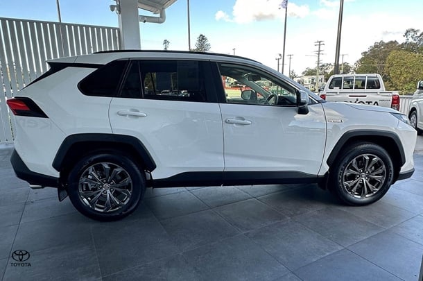 2022 Toyota Rav4 Hybrid GXL-2WD image 5