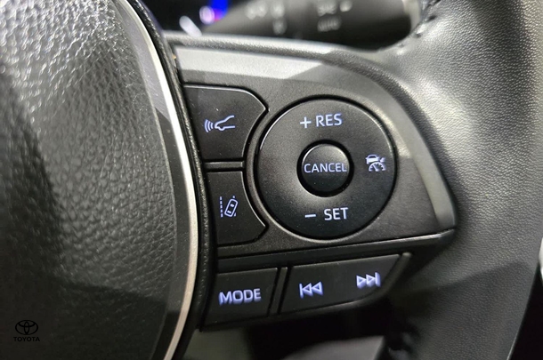 2022 Toyota Corolla ZR image 17