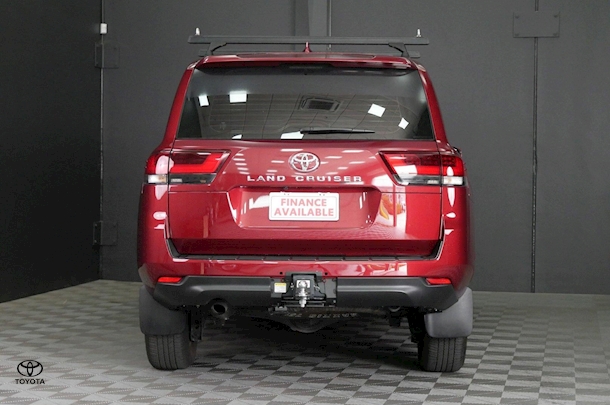 2024 Toyota Landcruiser GX image 5