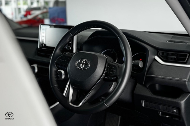 2021 Toyota Rav4 Hybrid GX AWD image 17