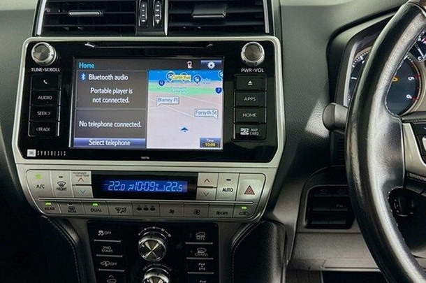 2019 Toyota Prado Kakadu image 13