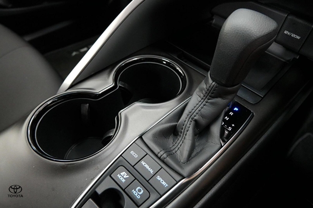 2024 Toyota Camry Hybrid Ascent image 17