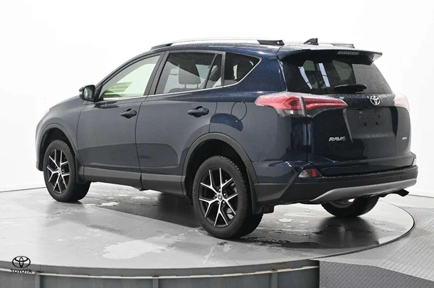 2018 Toyota RAV4 GXL AWD image 7