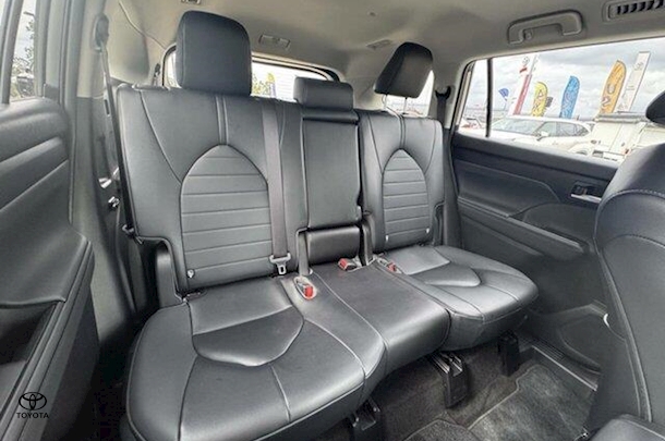 2023 Toyota Kluger GXL AWD image 13