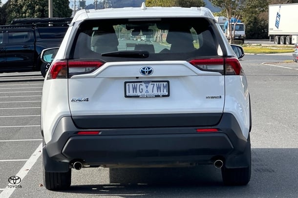 2022 Toyota RAV4 HYBRID GX AWD image 4