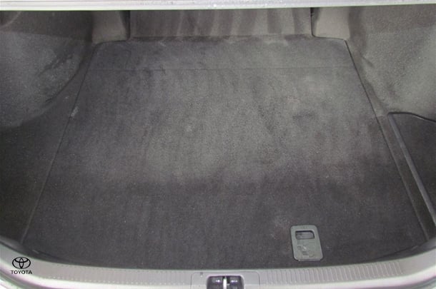2021 Toyota Camry Hybrid Ascent image 21