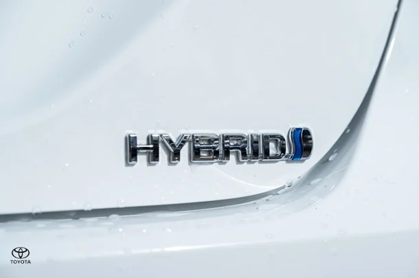 2024 TOYOTA Camry Hybrid Ascent image 25
