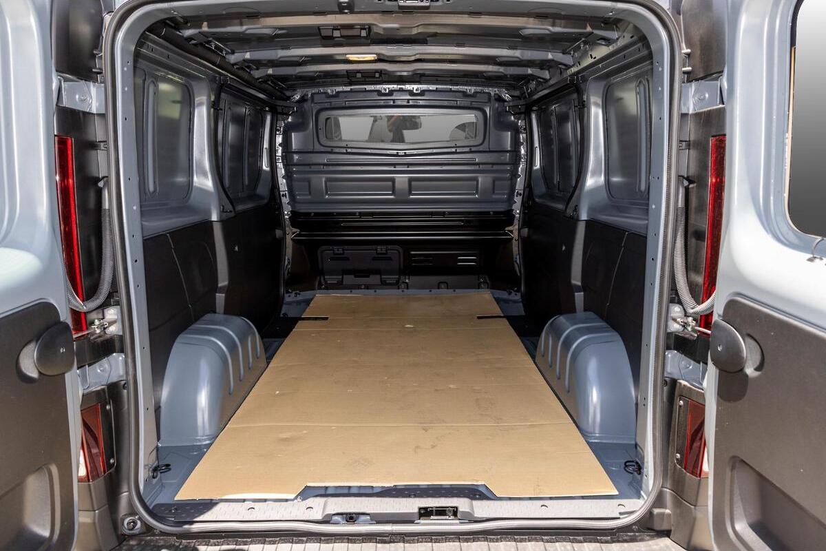 2024 Renault Trafic Premium SWB Auto MY24 image 10