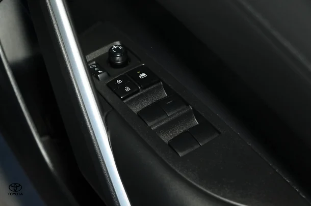 2024 Toyota Corolla Cross Hybrid GX image 20