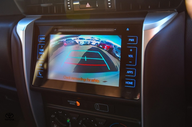 2019 Toyota Fortuner GX image 13