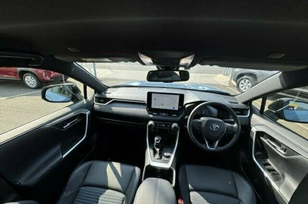 2022 Toyota Rav4 Hybrid XSE (AWD) image 11